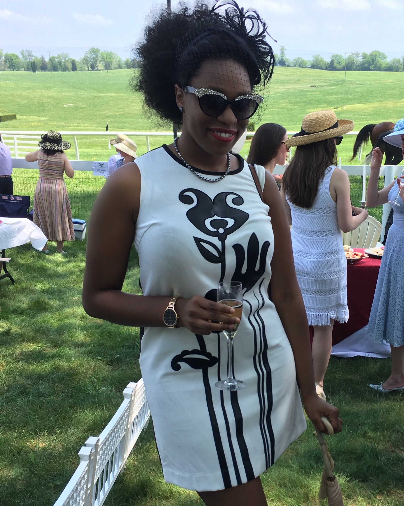 11D6E3DA-B396-46A7-B9FE-4C65037F07AF